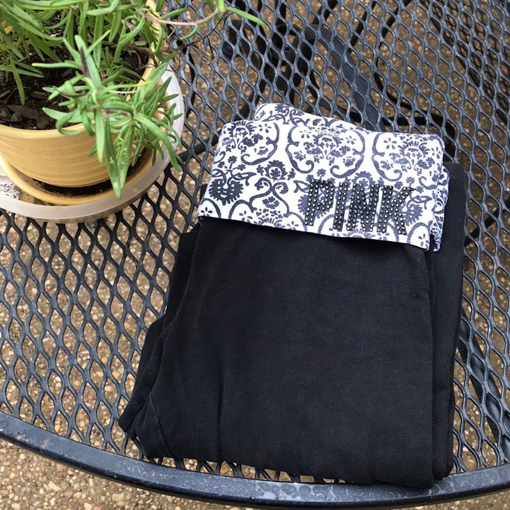 Victoria Secret Yoga pants size small